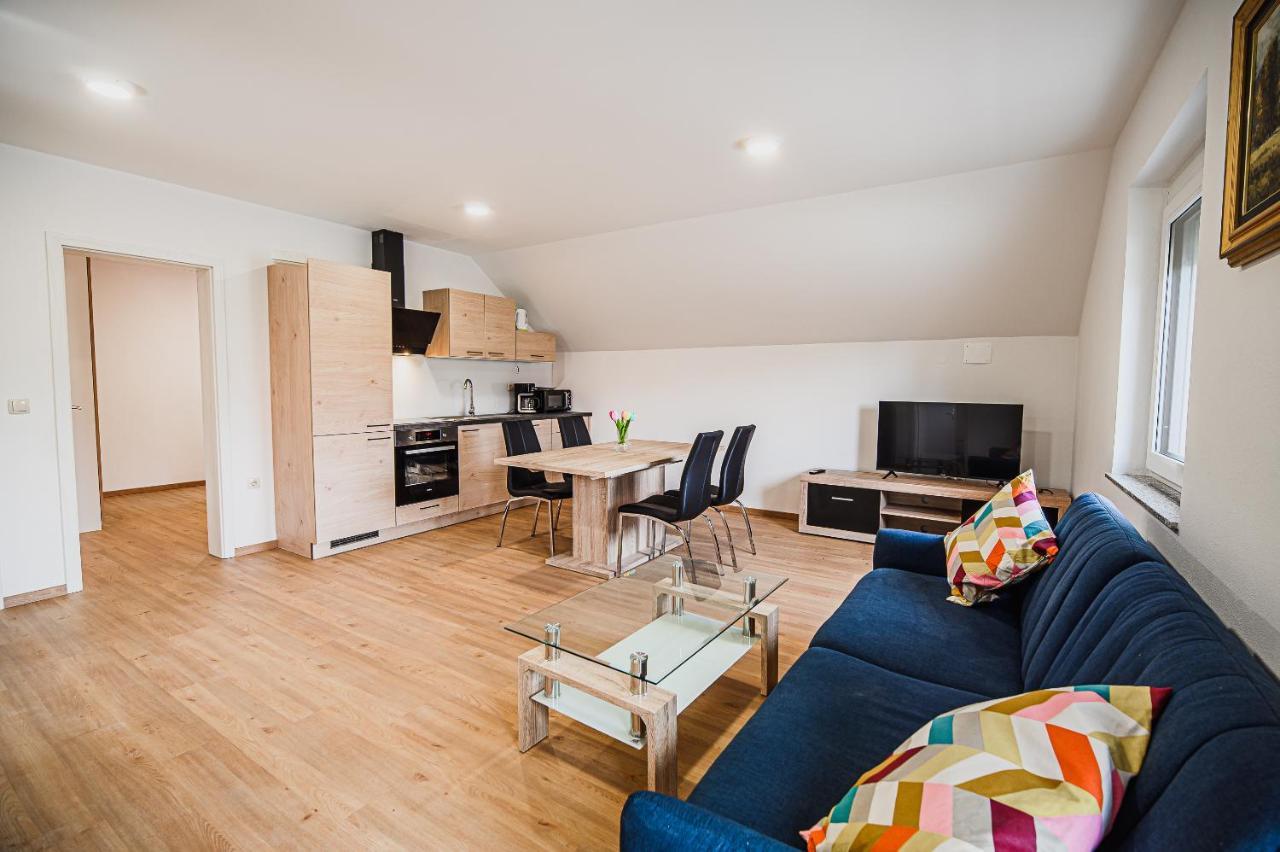 Mojcin Pisker Apartment House 크란 외부 사진