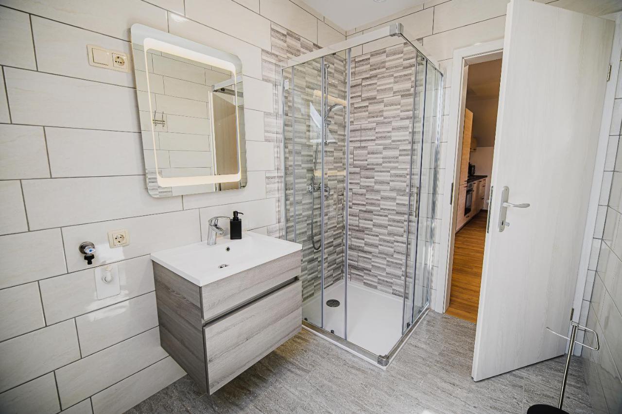 Mojcin Pisker Apartment House 크란 외부 사진