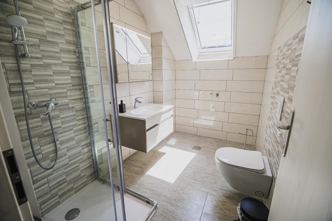 Mojcin Pisker Apartment House 크란 외부 사진
