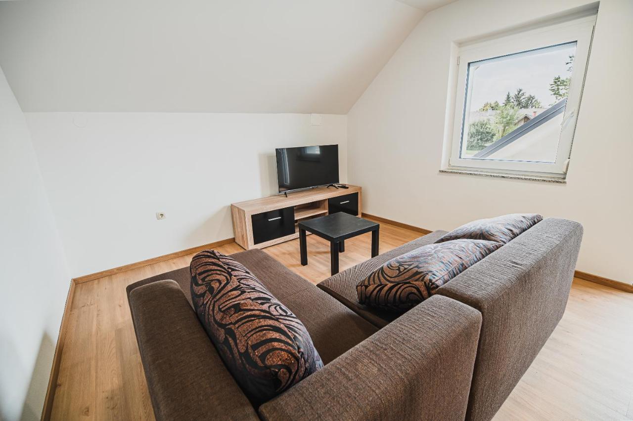 Mojcin Pisker Apartment House 크란 외부 사진